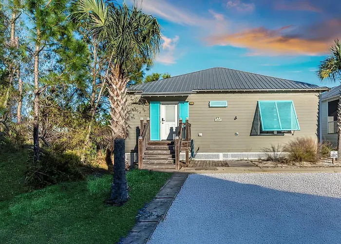 Holiday home Tranquil House With Private Entrance *