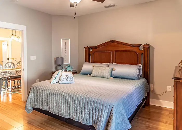 Tranquil House With Private Entrance Gulf Shores