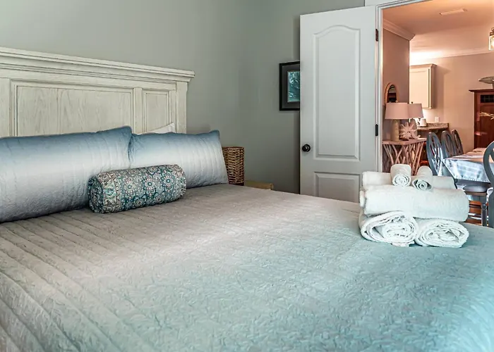 Holiday home Tranquil House With Private Entrance Gulf Shores