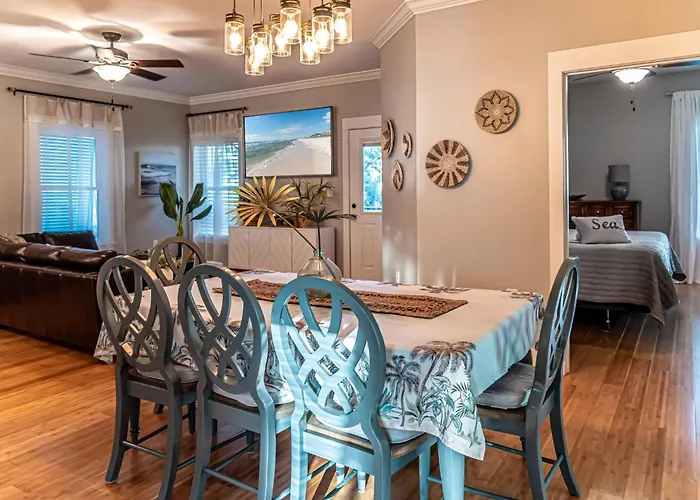 Holiday home Tranquil House With Private Entrance Gulf Shores
